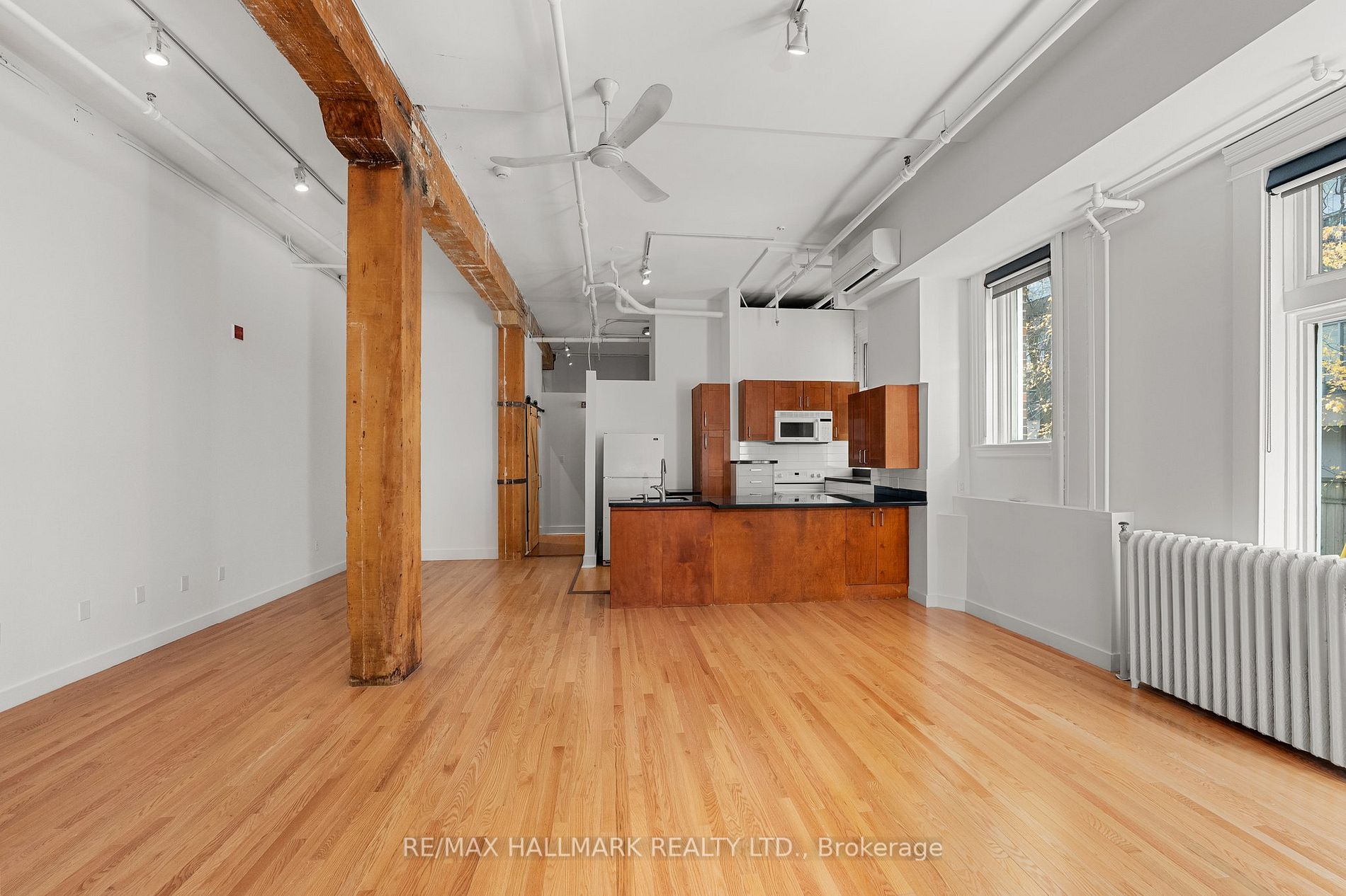 535 Queen St E, #5