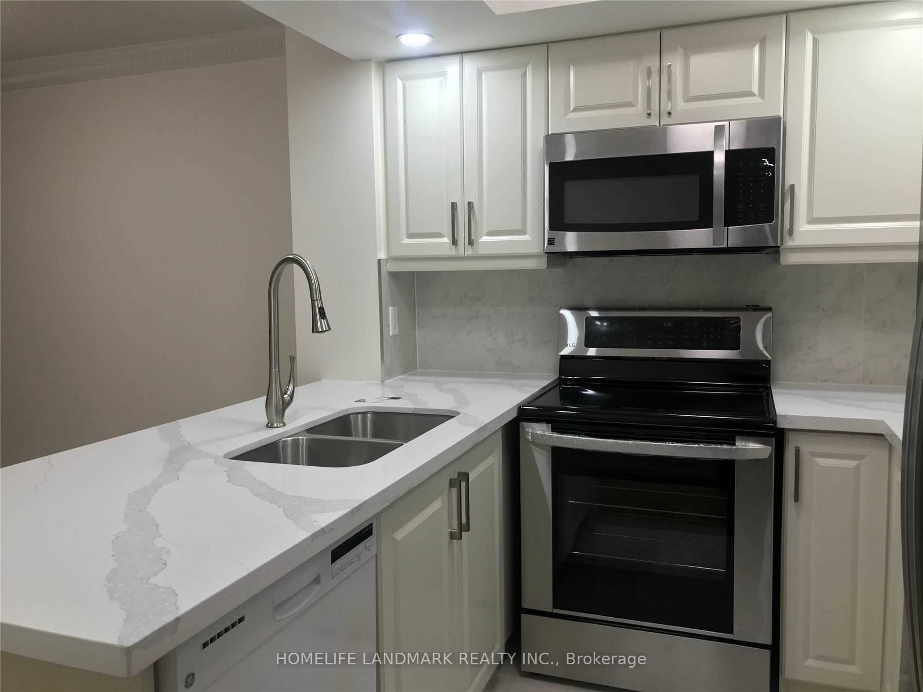 15 Northtown Way, #1521