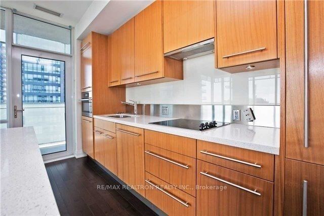 80 John St, #2906