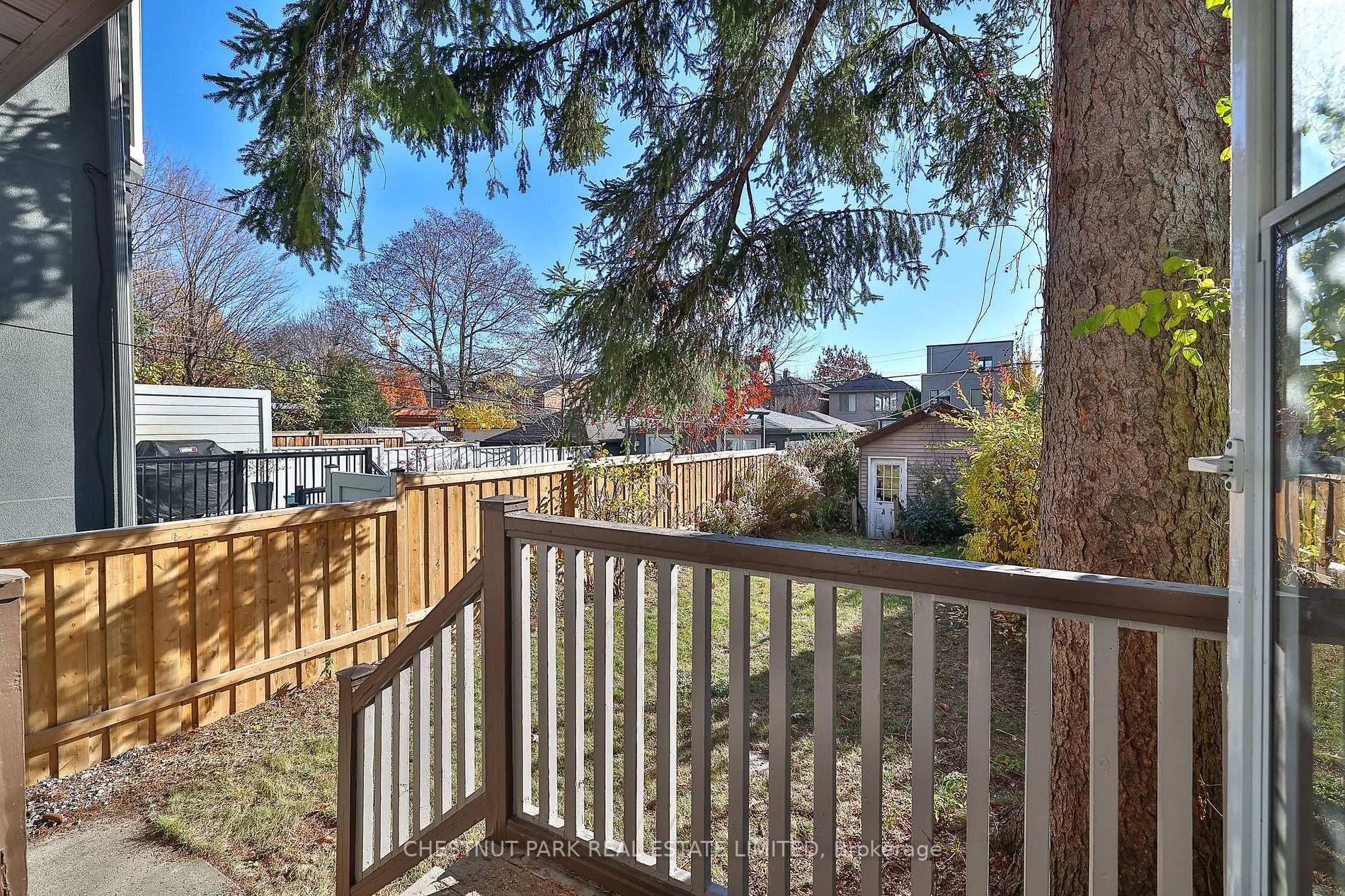505 Davisville Ave
