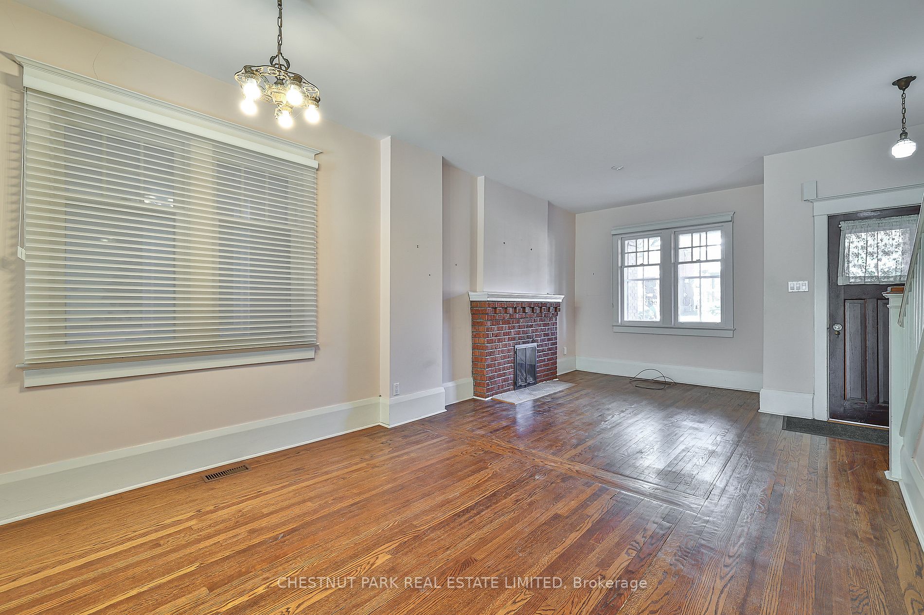 505 Davisville Ave