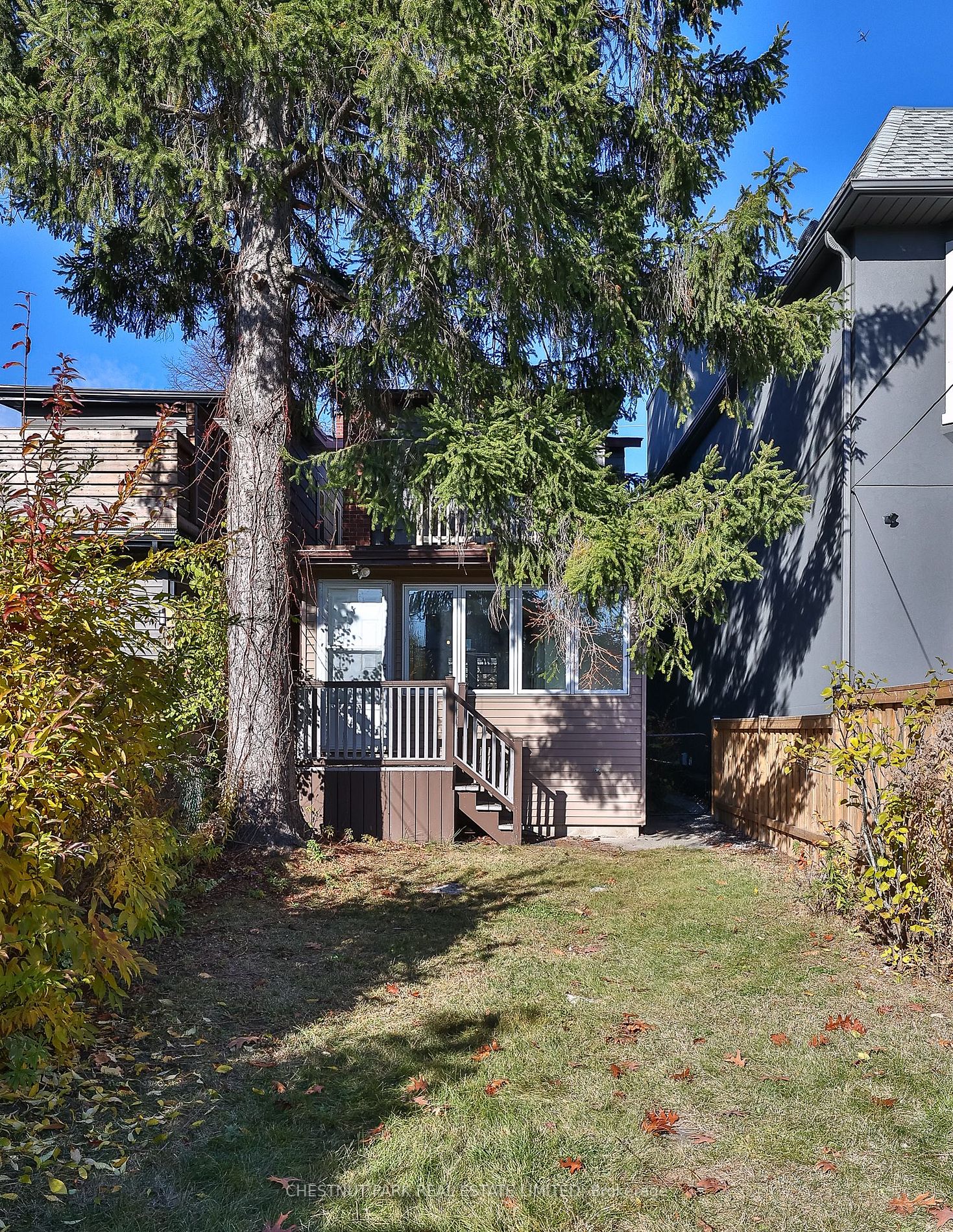 505 Davisville Ave