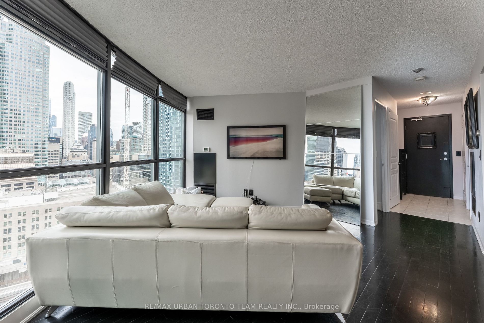 18 Yonge St, #2003