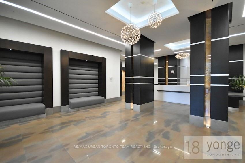 18 Yonge St, #2003