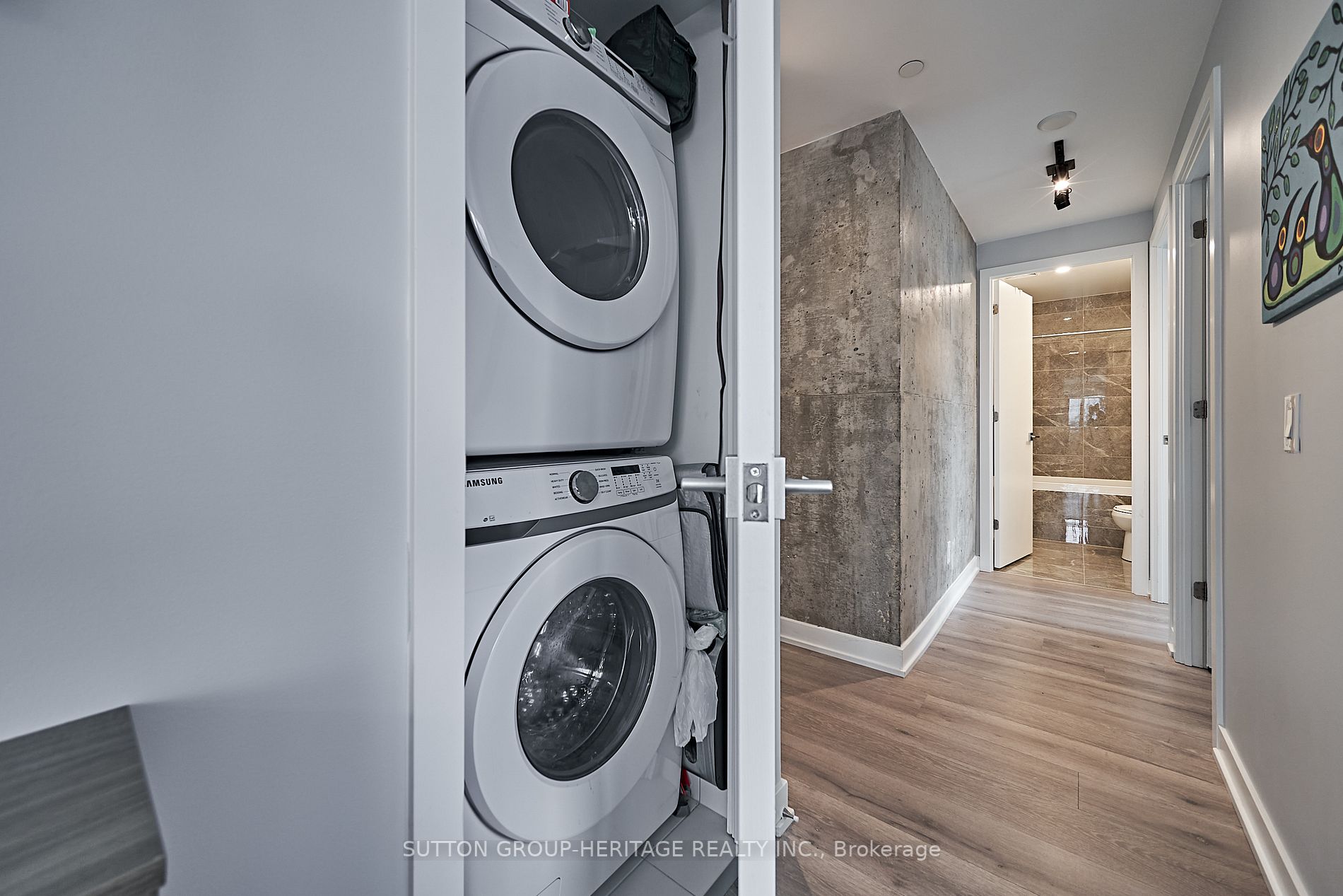 55 Ontario St, #1708