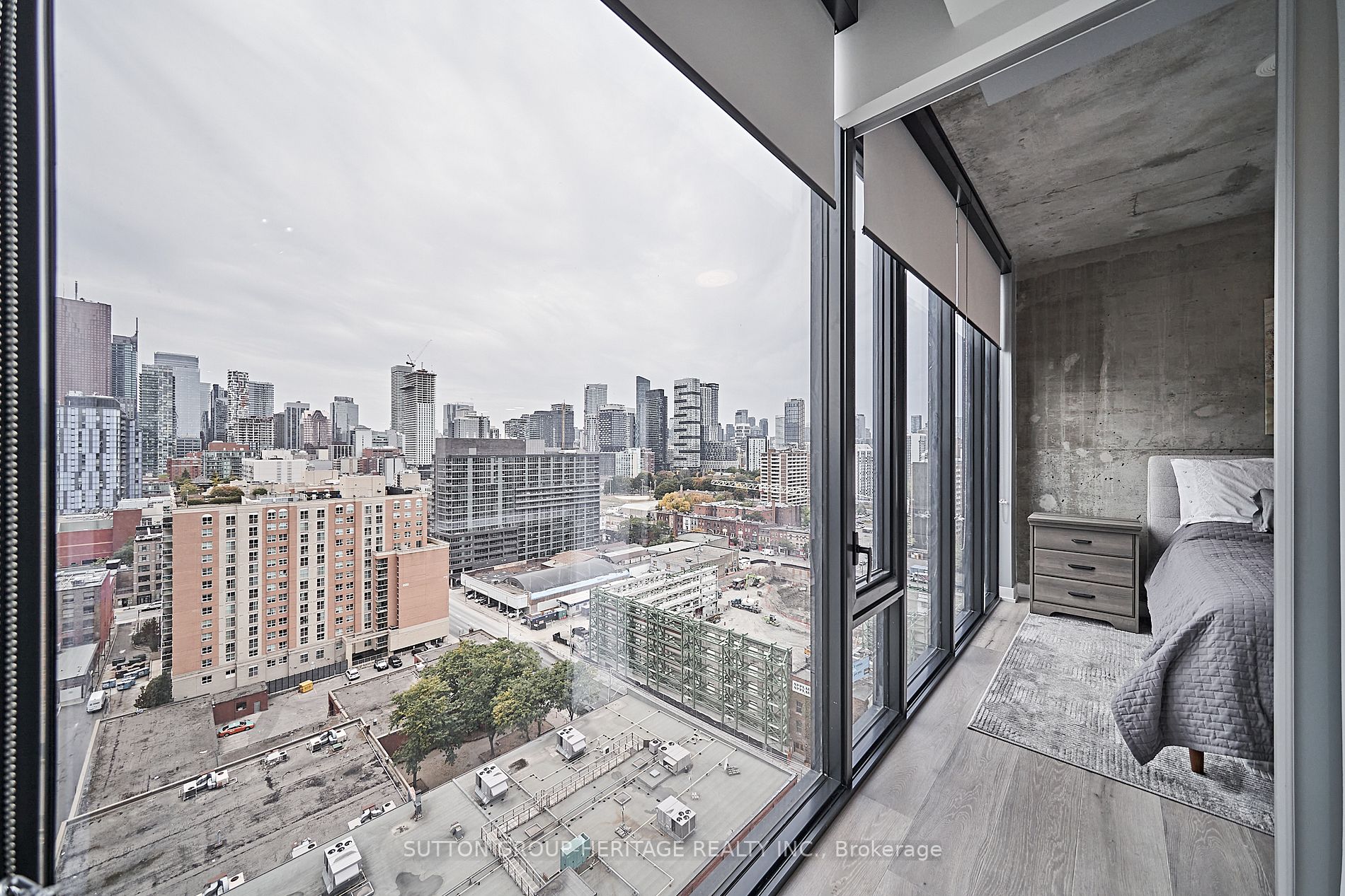 55 Ontario St, #1708