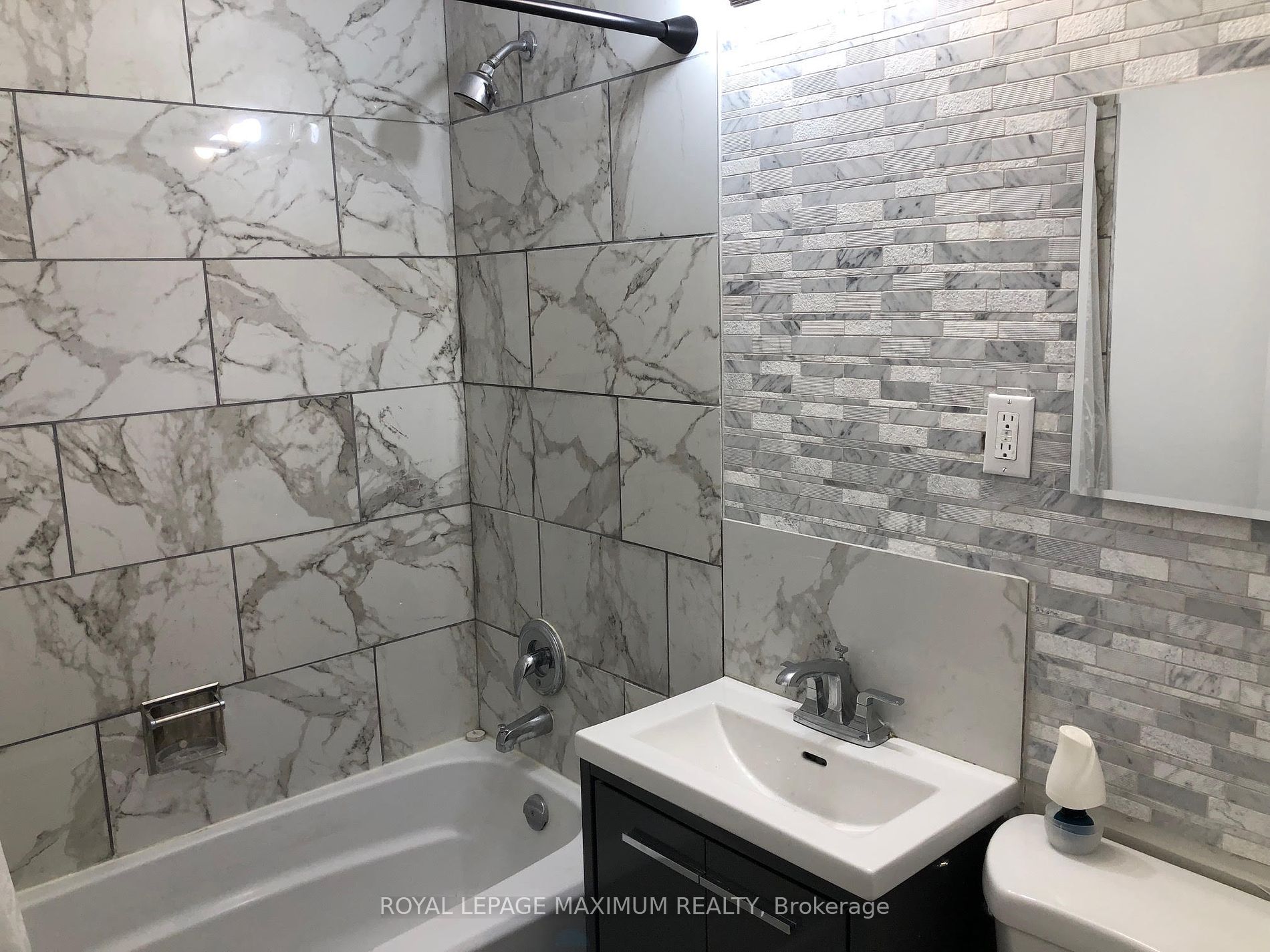 55 Neptune Dr, #105