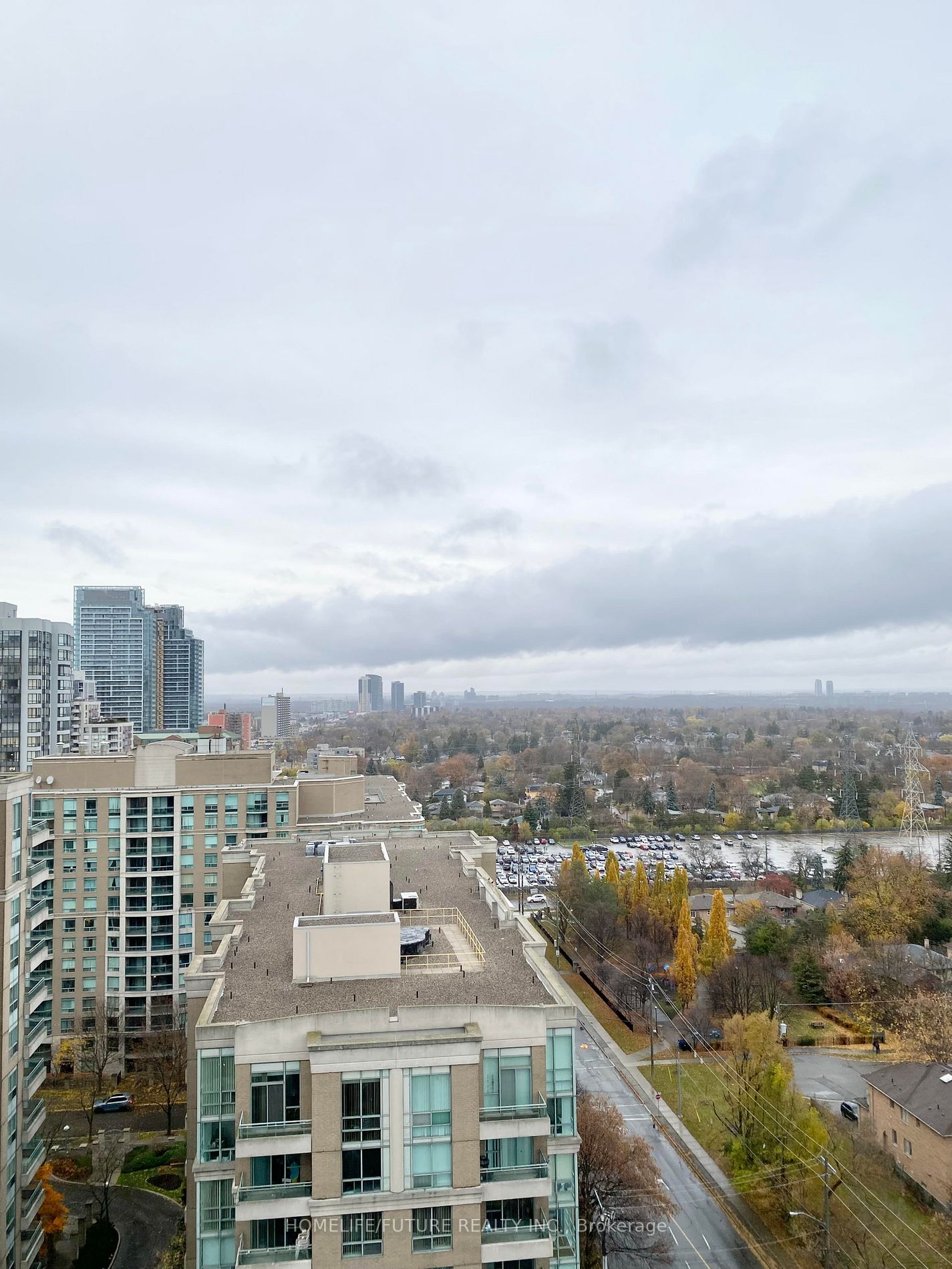 35 Finch Ave E, #2205
