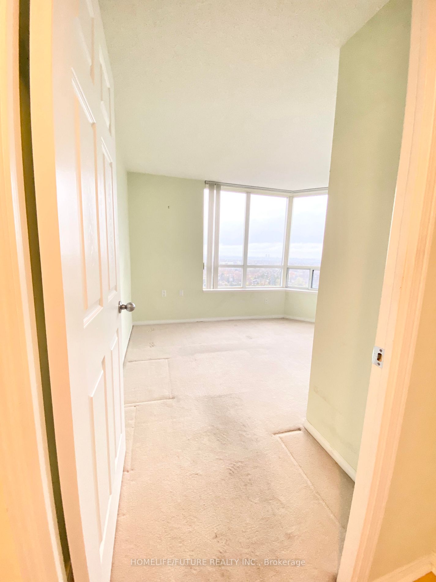 35 Finch Ave E, #2205