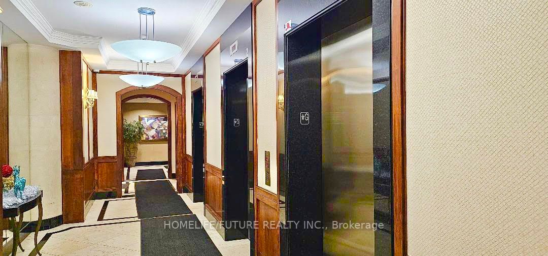 35 Finch Ave E, #2205