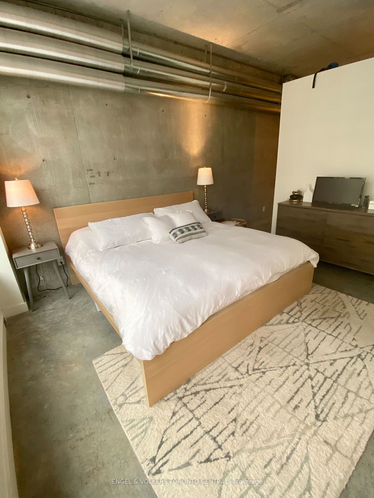 29 Camden St, #309