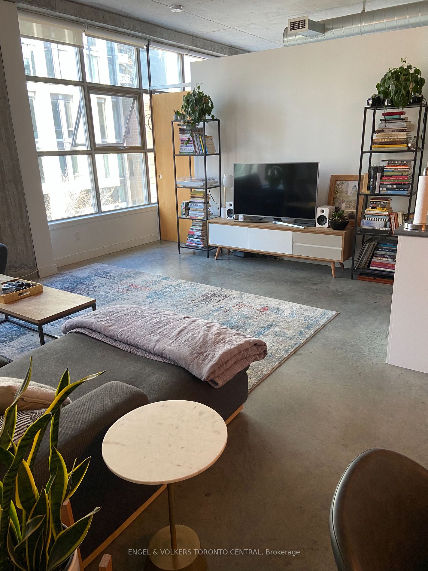 29 Camden St, #309