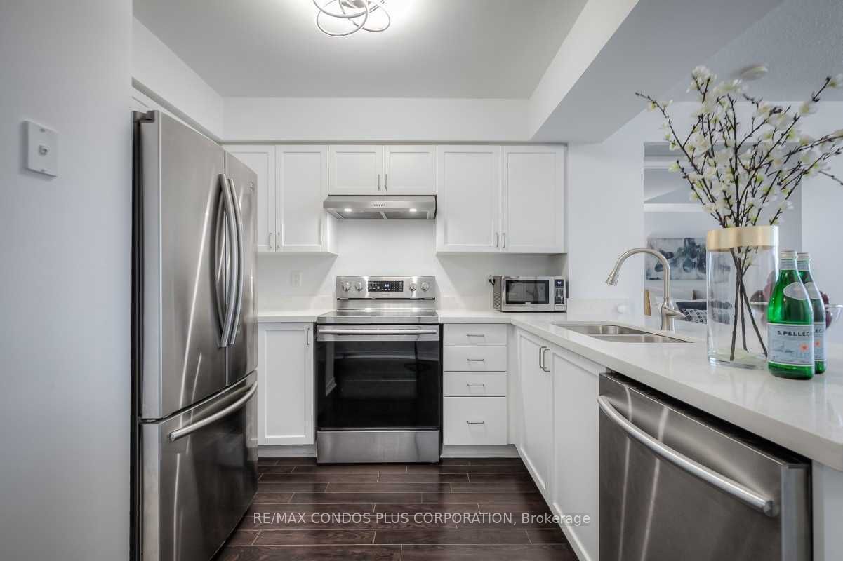 28 Harrison Garden Blvd, #1501