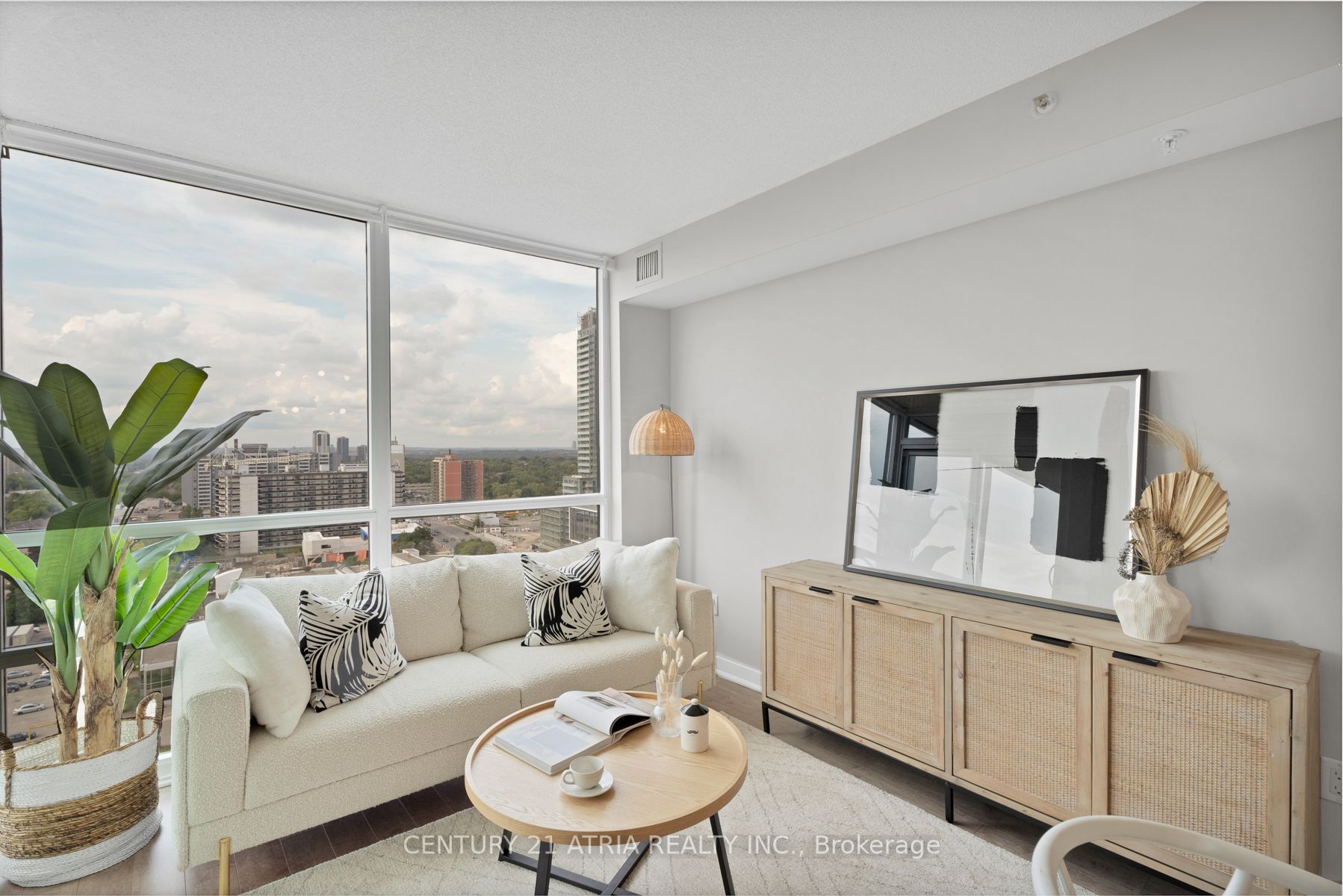 5740 Yonge St, #1706