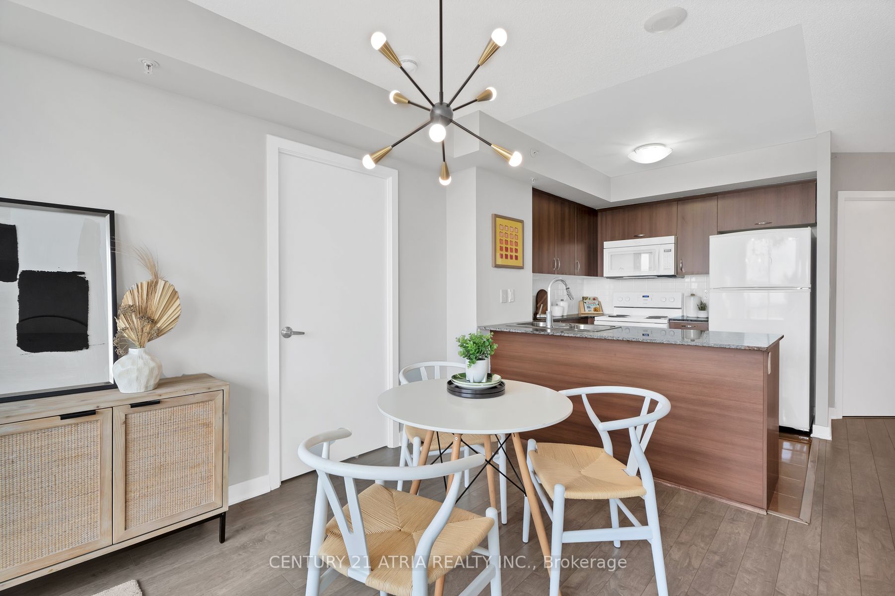 5740 Yonge St, #1706