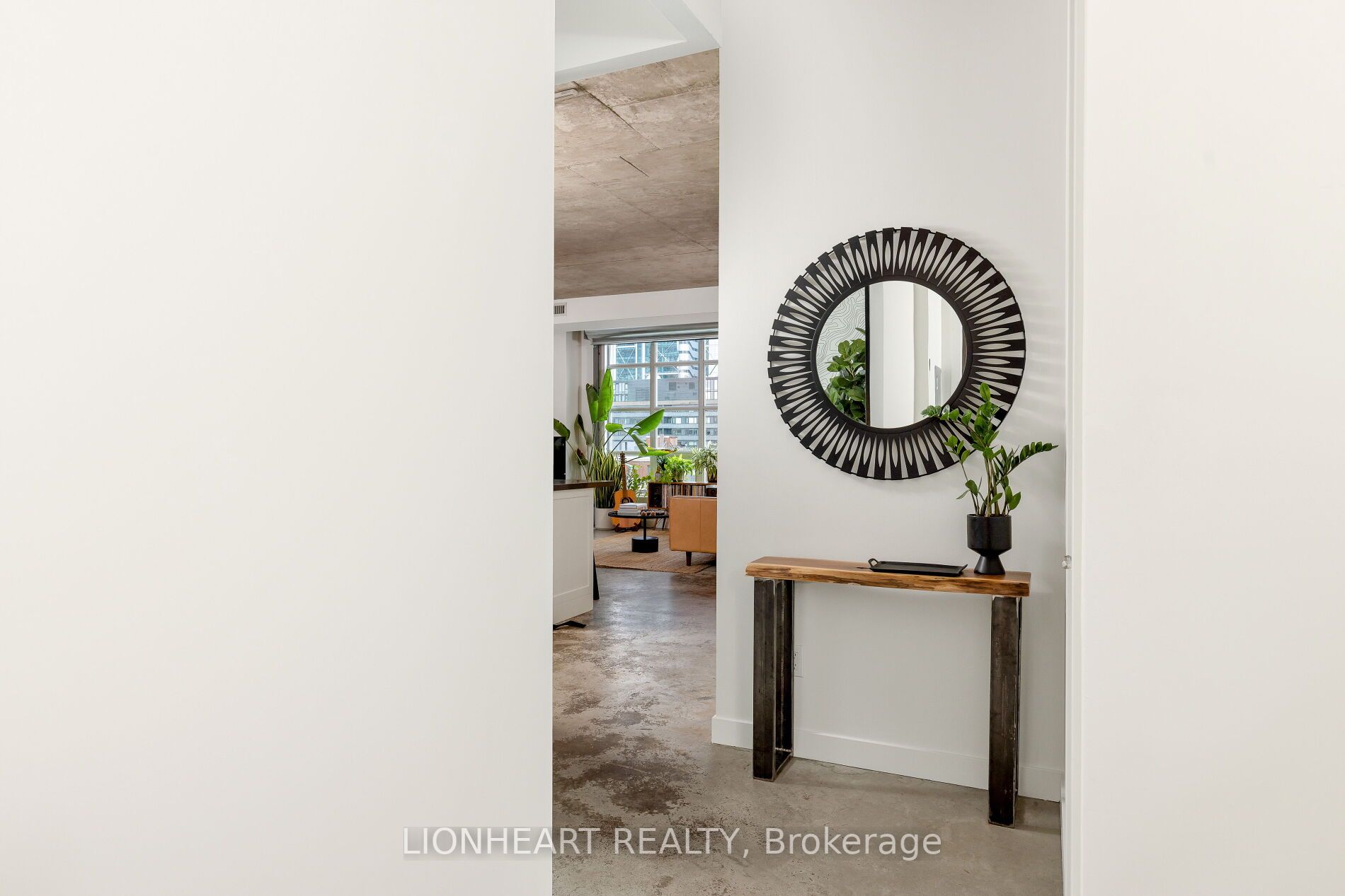 19 Brant St, #603