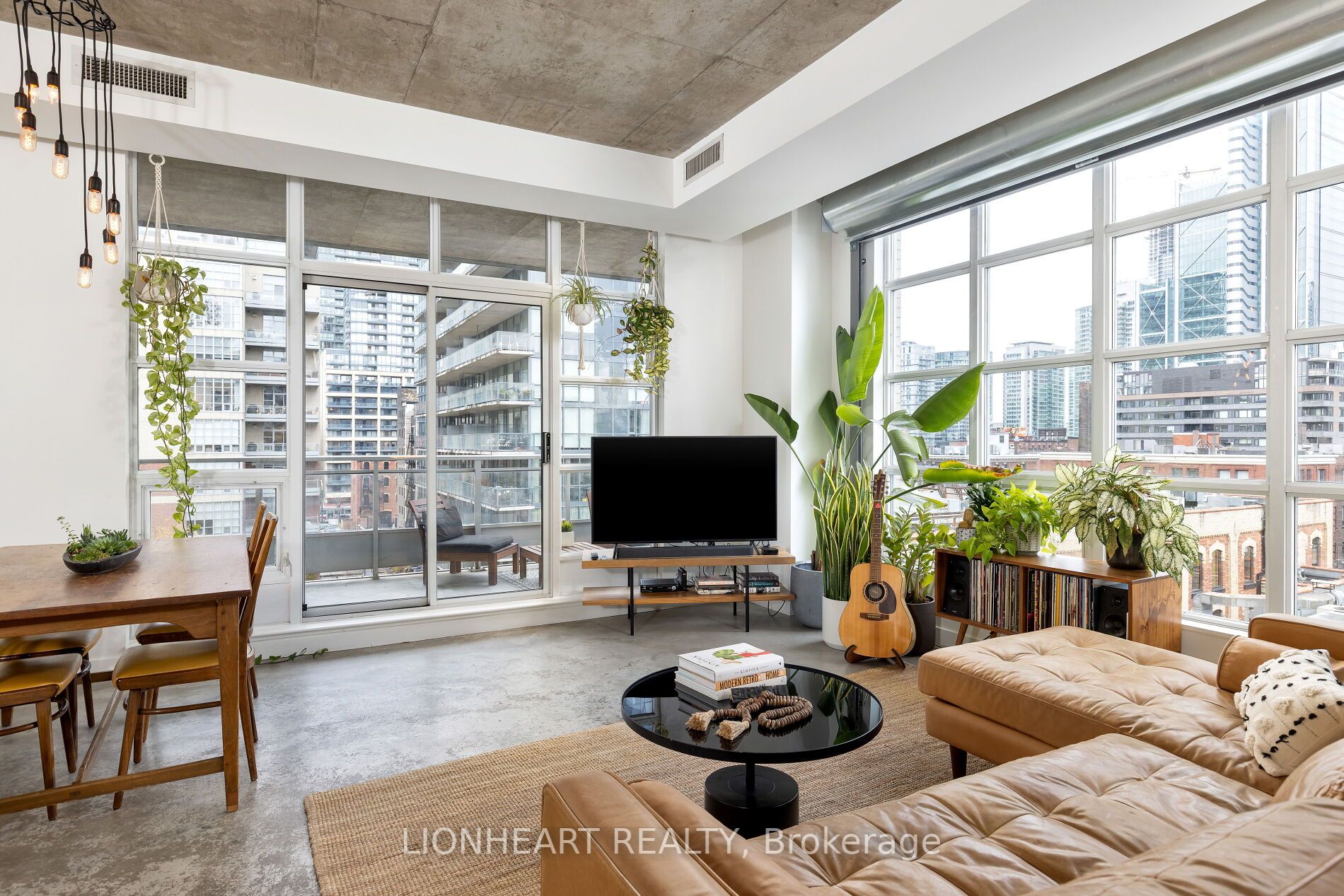 19 Brant St, #603