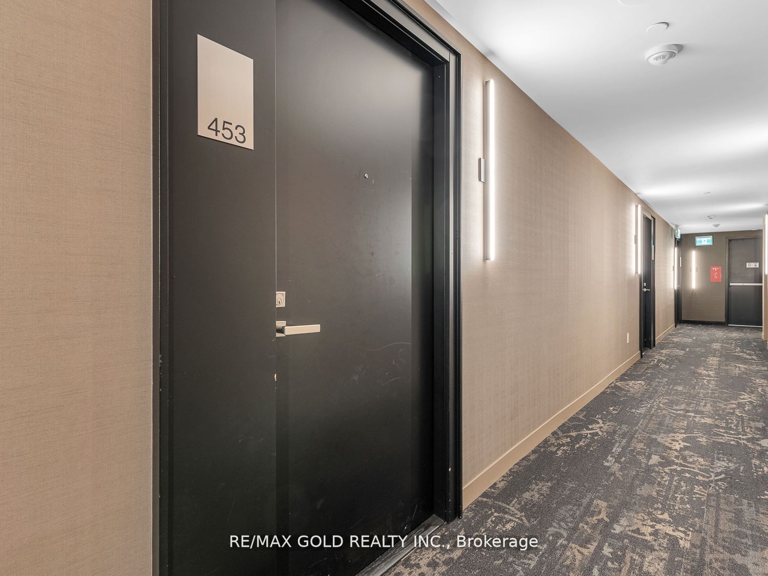 31 Tippett Rd, #453