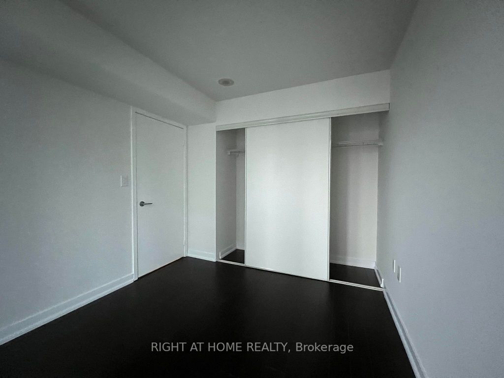 15 Iceboat Terrace, #1611