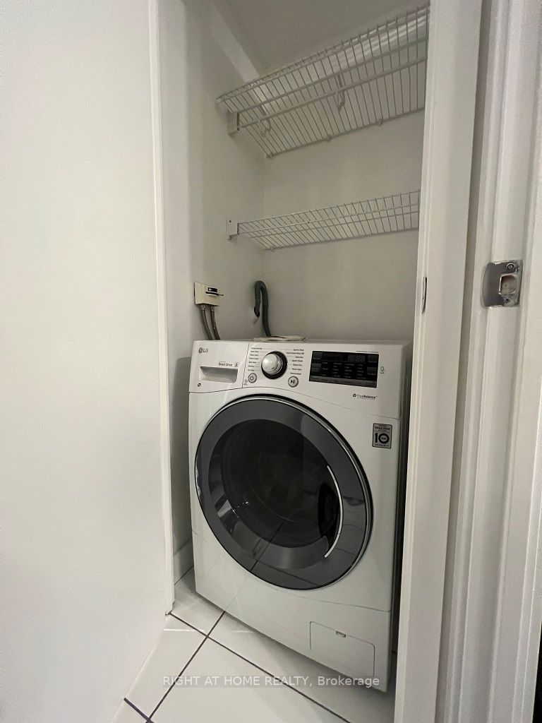 15 Iceboat Terrace, #1611
