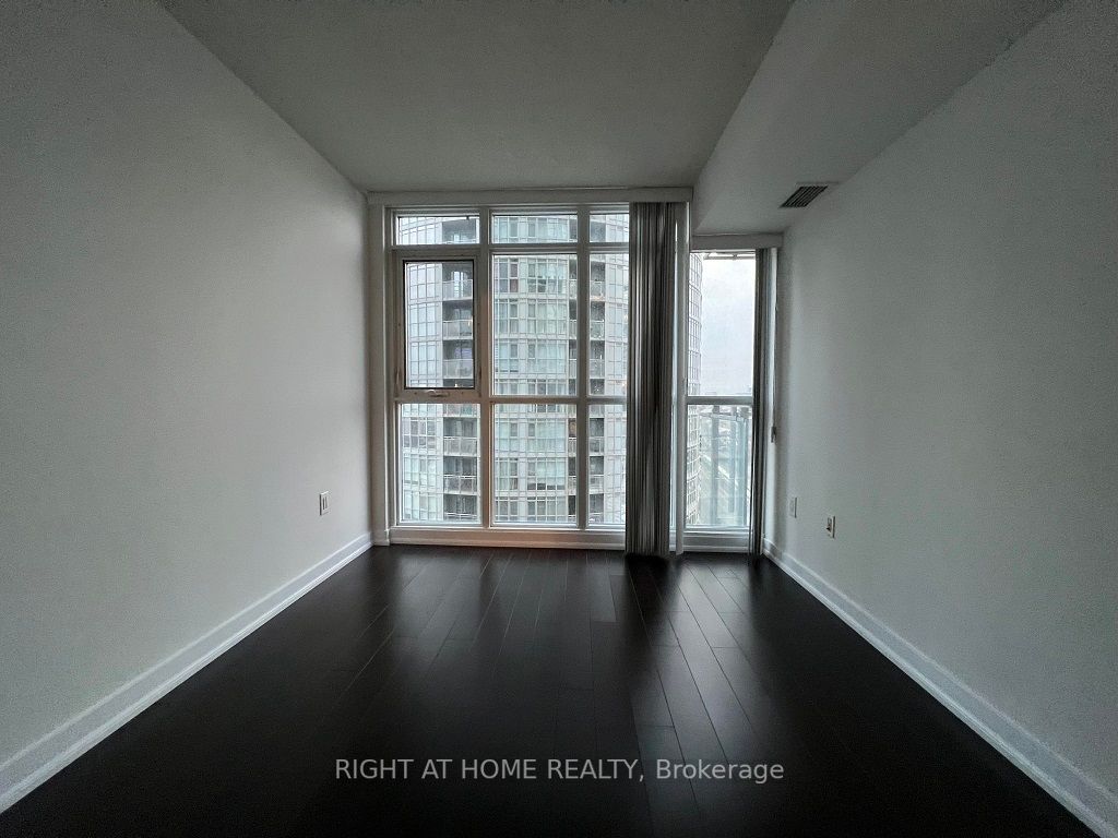 15 Iceboat Terrace, #1611