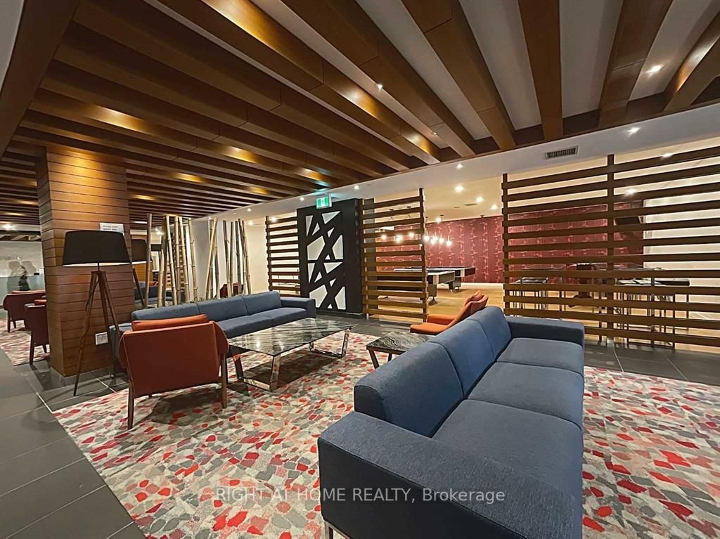 15 Iceboat Terrace, #1611