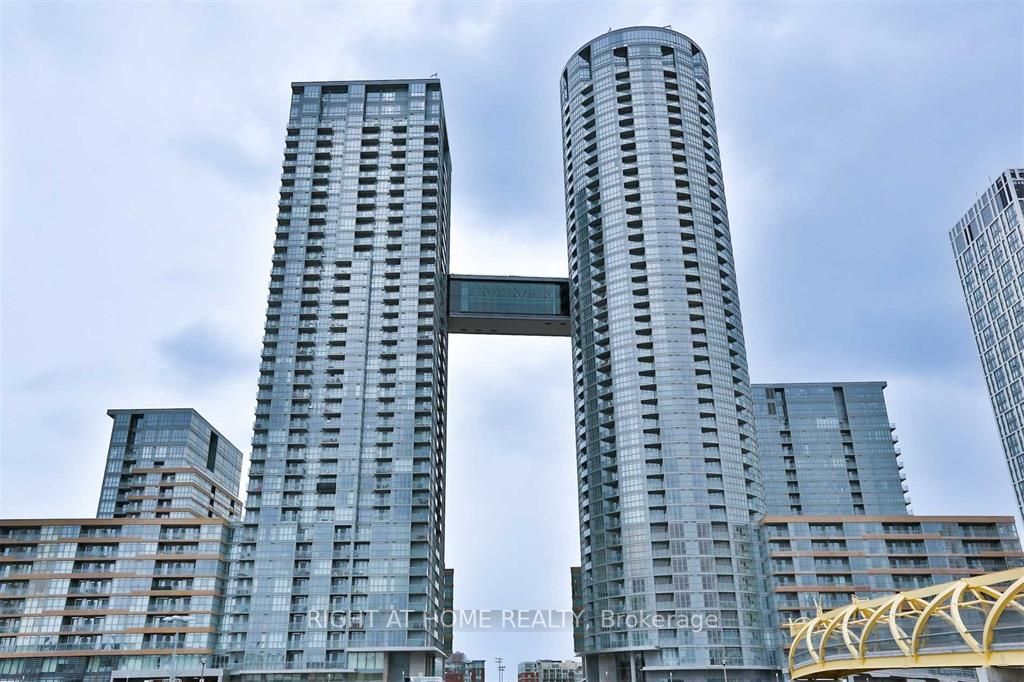 15 Iceboat Terrace, #1611