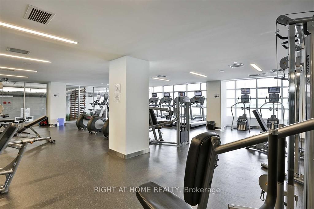 15 Iceboat Terrace, #1611