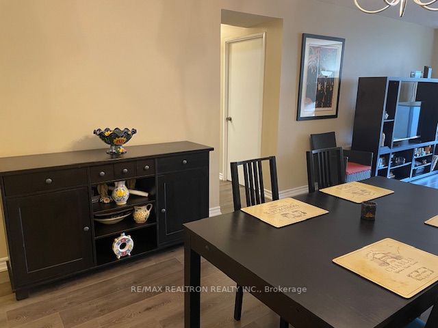 10 Tangreen Crt, #407