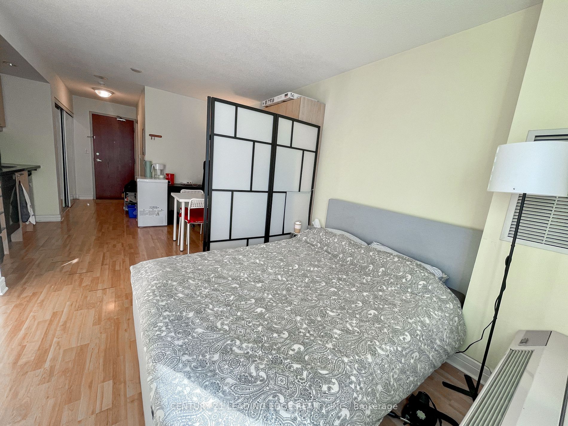 19 Avondale Ave, #Uph03