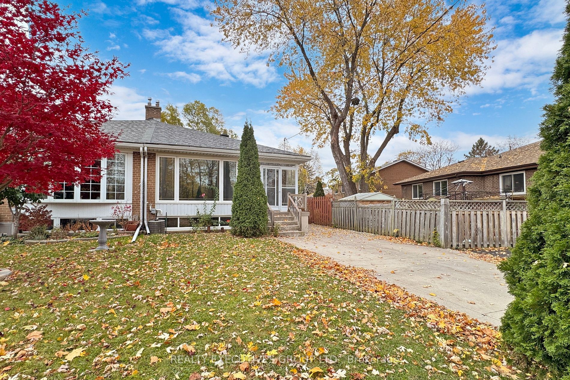 6 Fortrose Cres