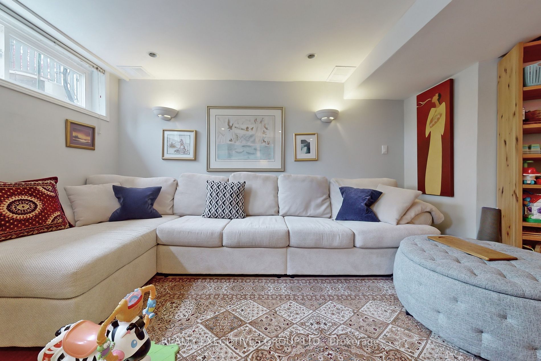 6 Fortrose Cres