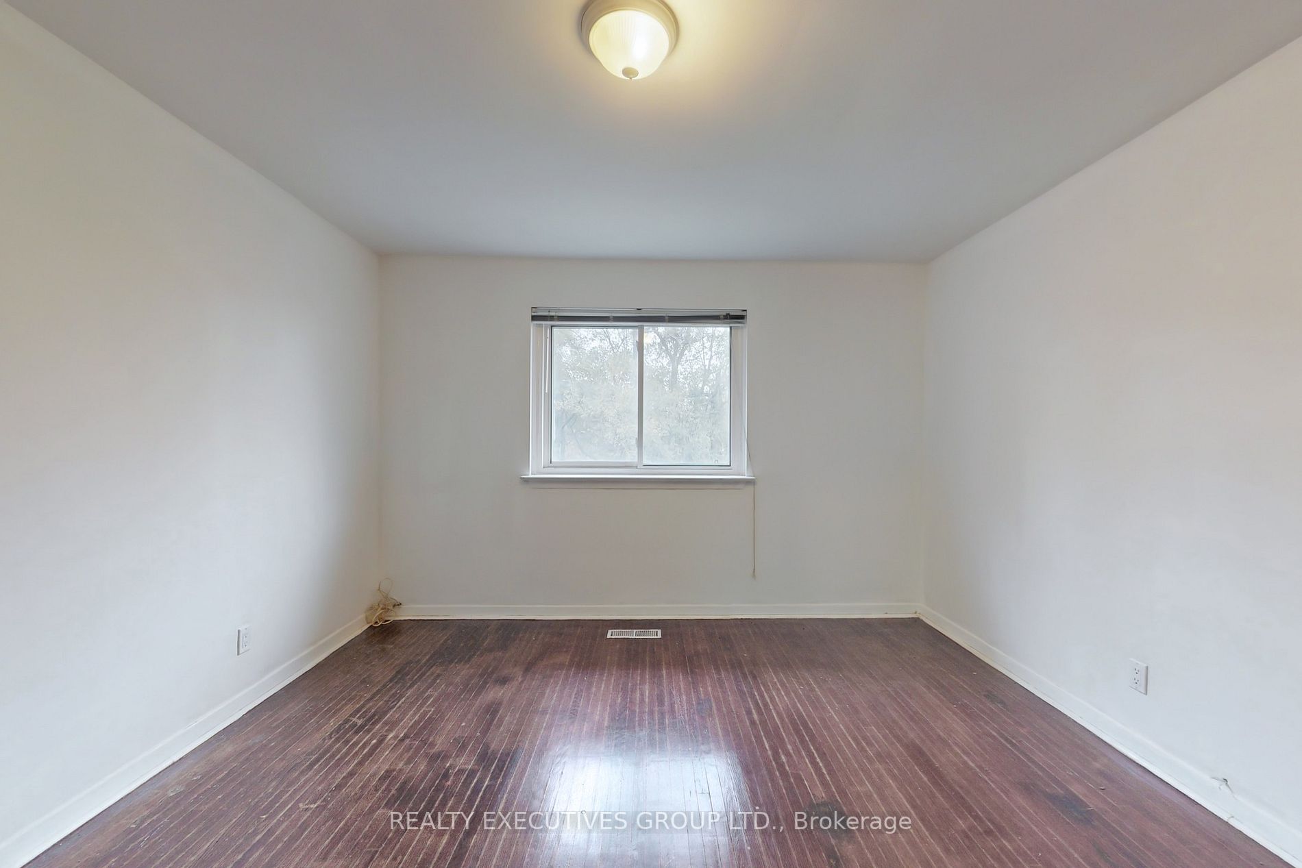 6 Fortrose Cres