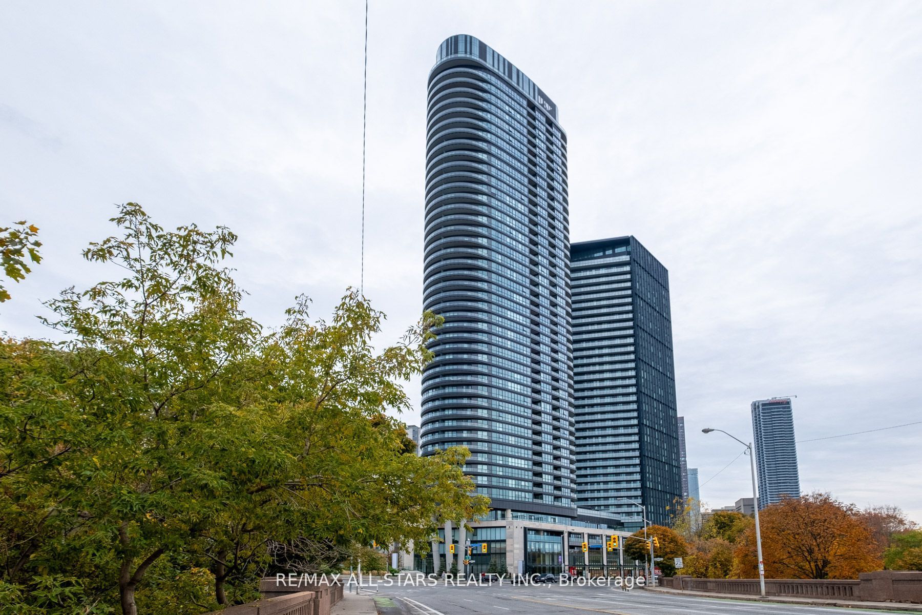 585 Bloor St E, #4418