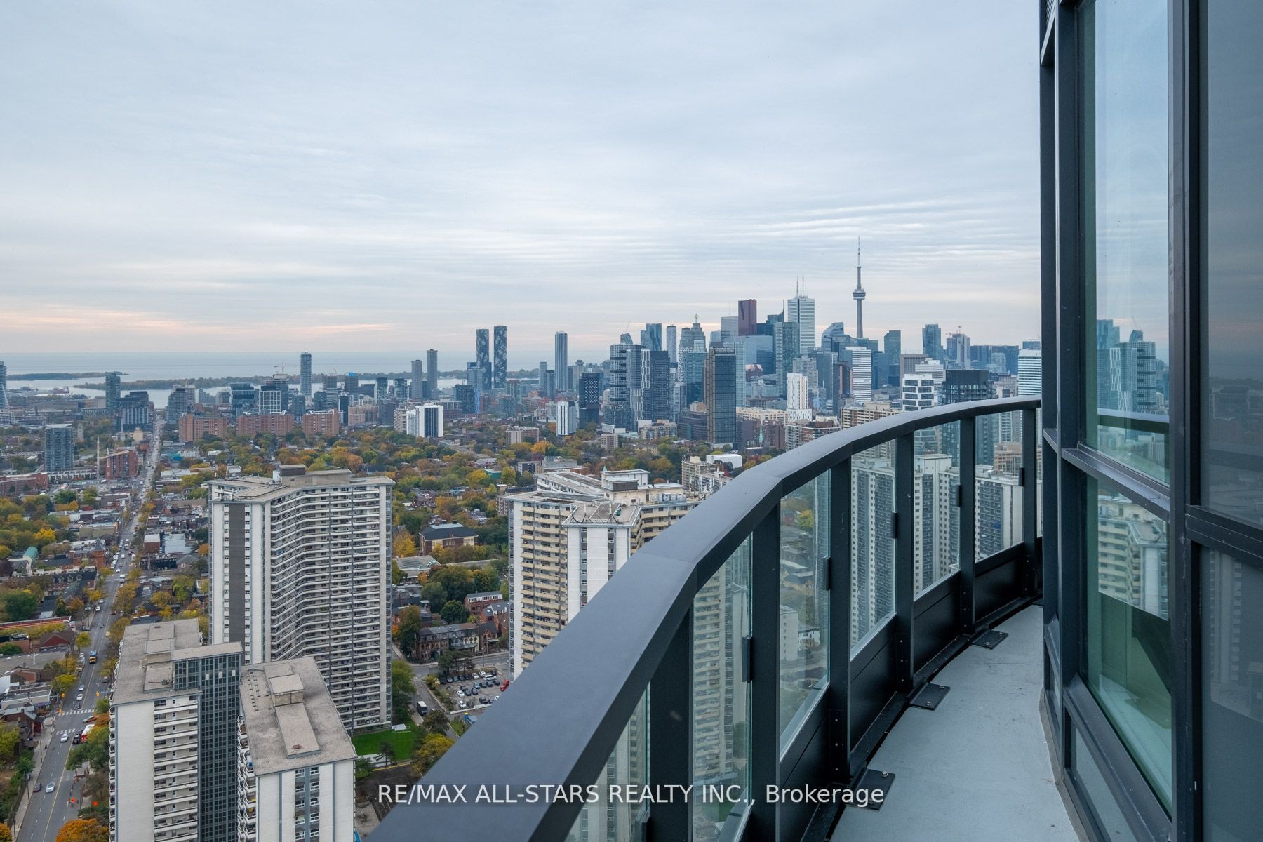 585 Bloor St E, #4418