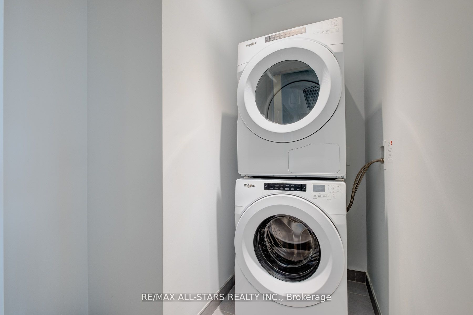 585 Bloor St E, #4418