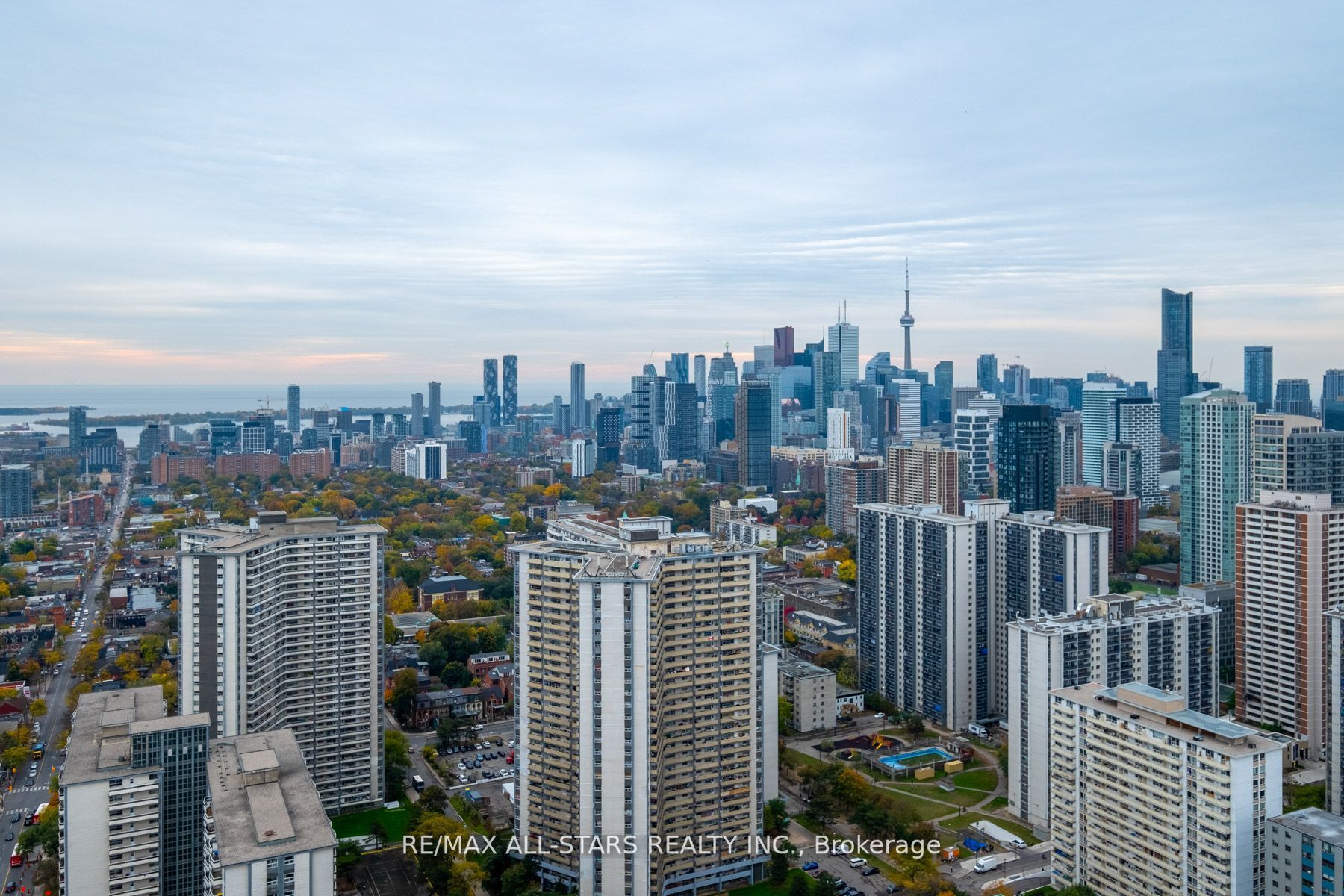 585 Bloor St E, #4418