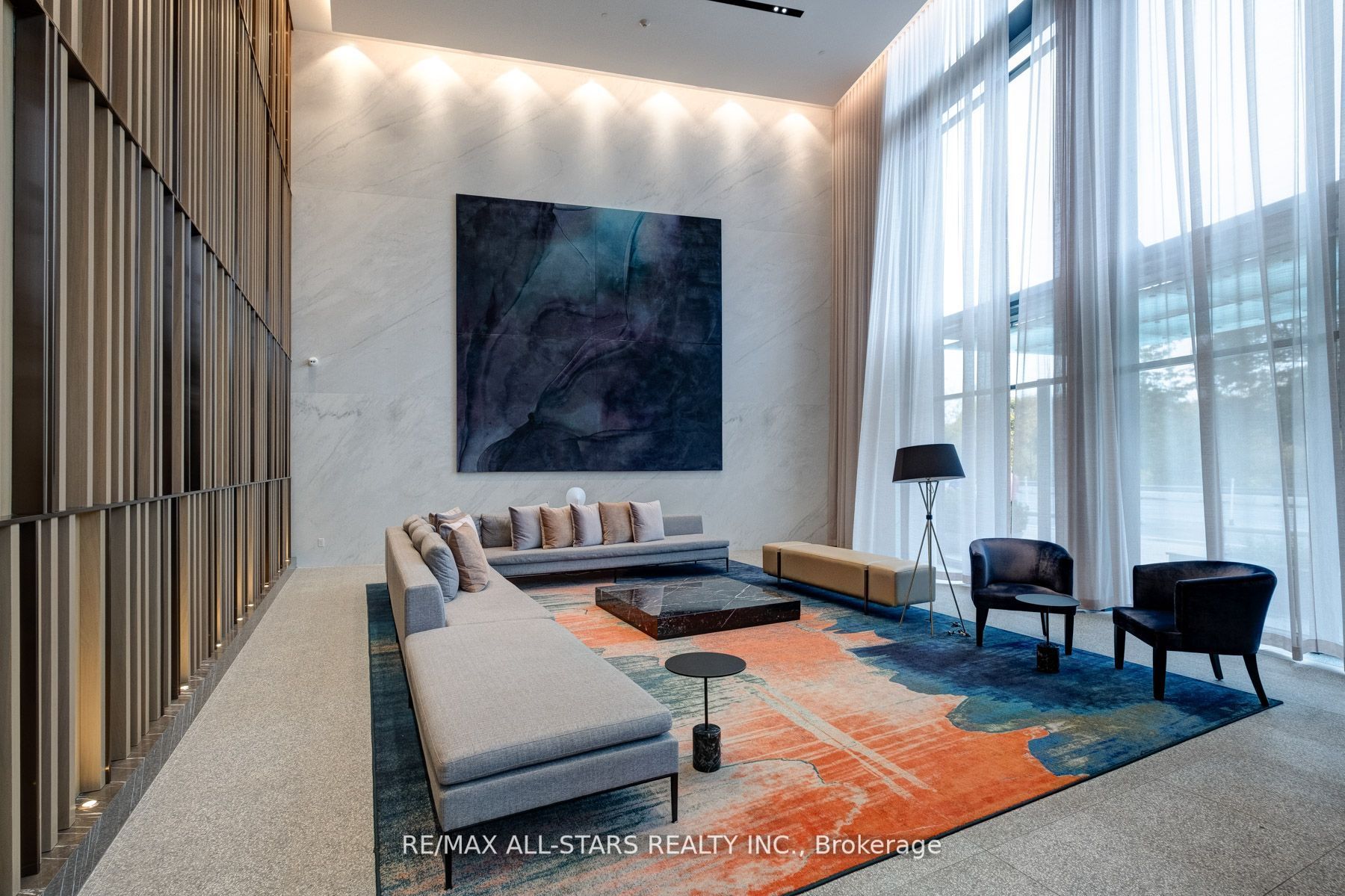 585 Bloor St E, #4418