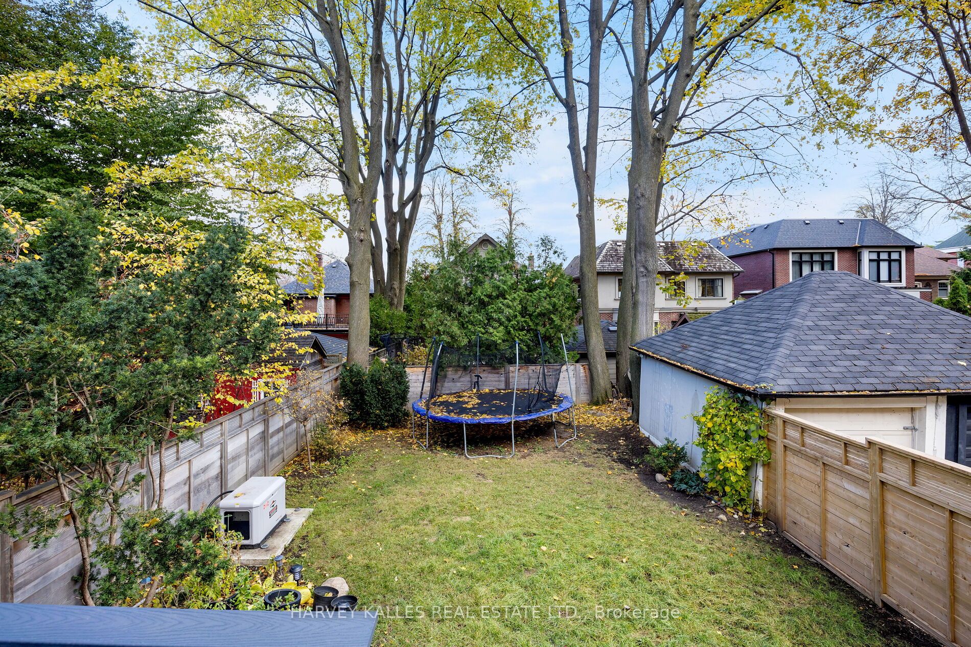 87 Hudson Dr