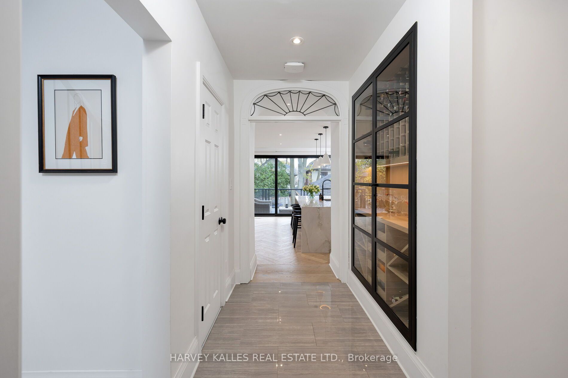 87 Hudson Dr