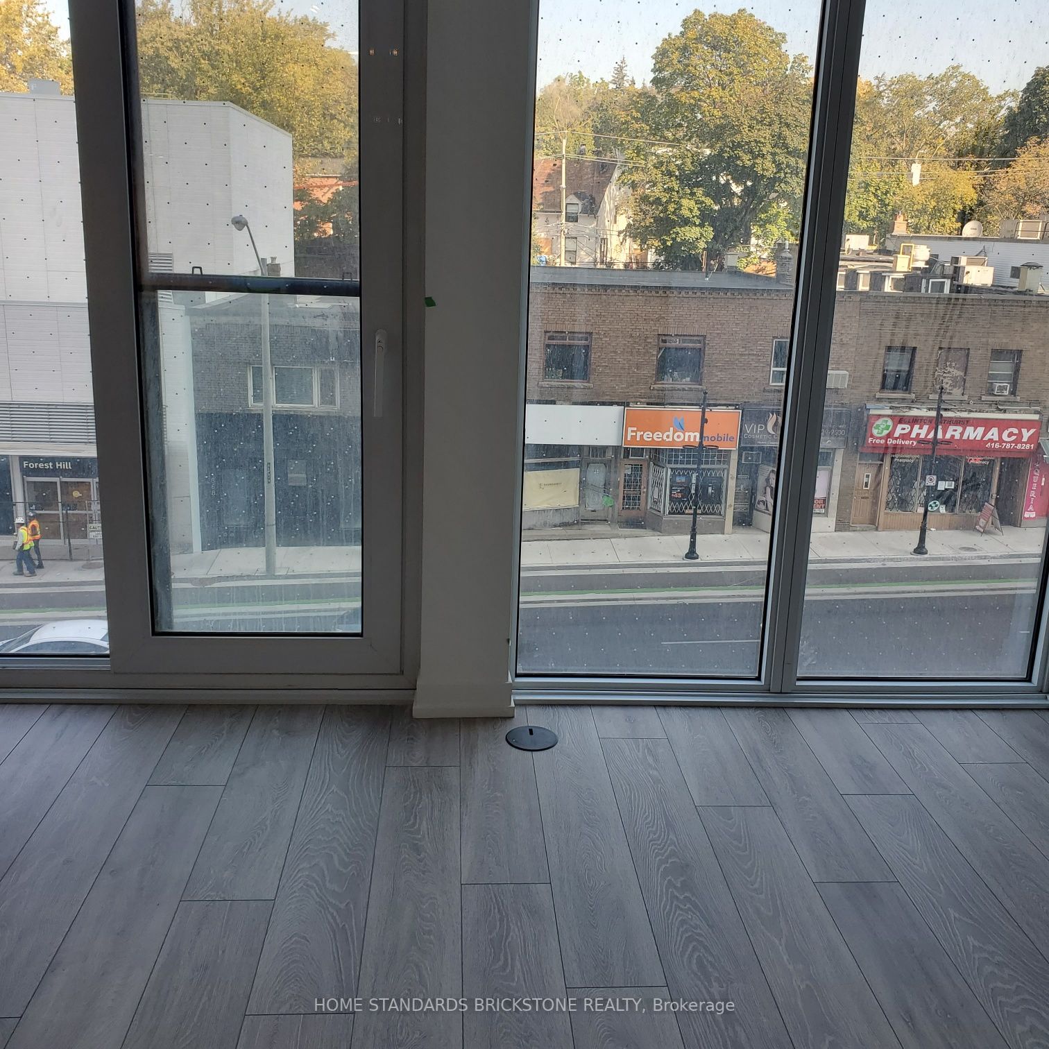 2020 Bathurst St W, #325