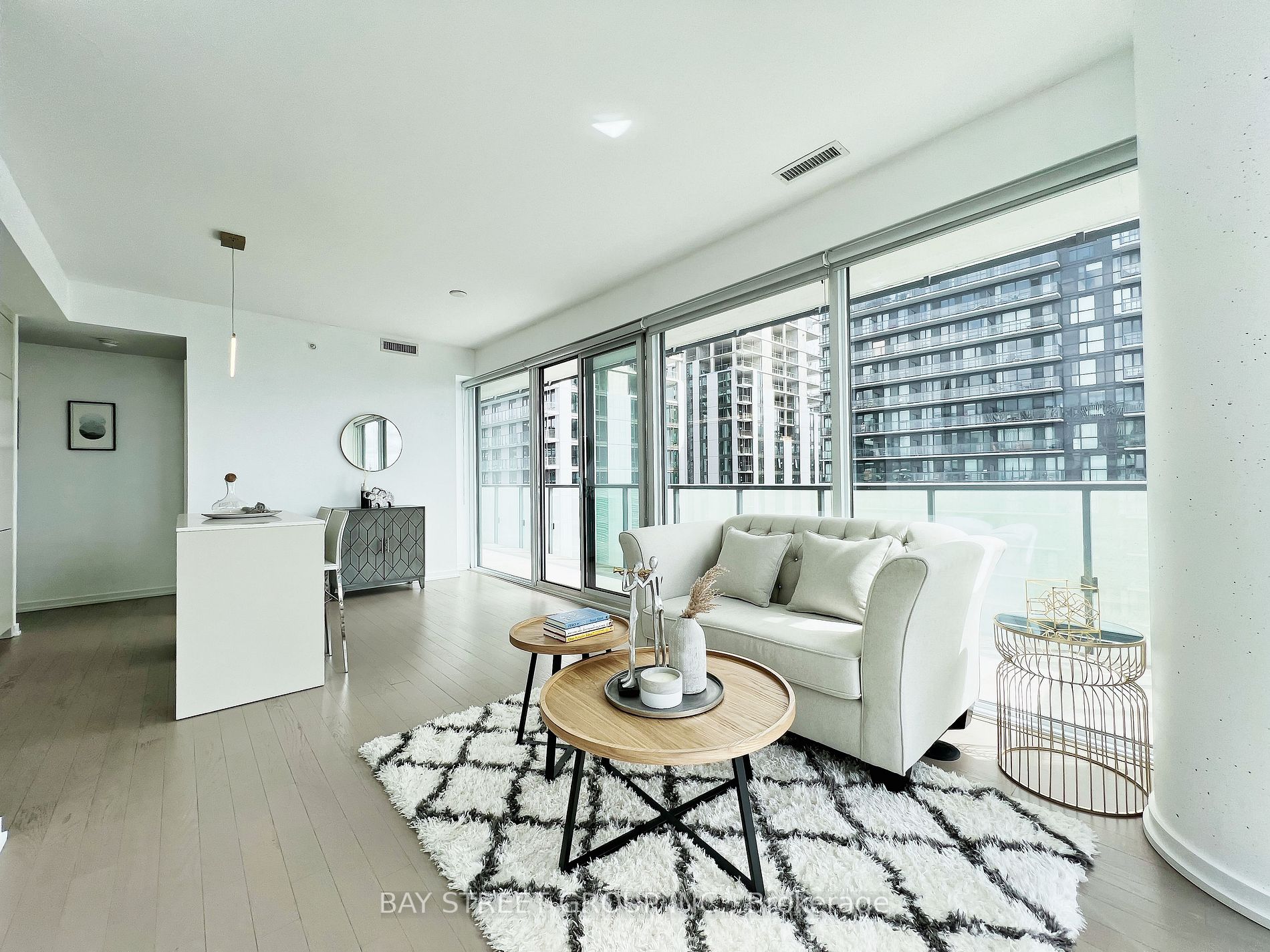 101 Peter St, #4009