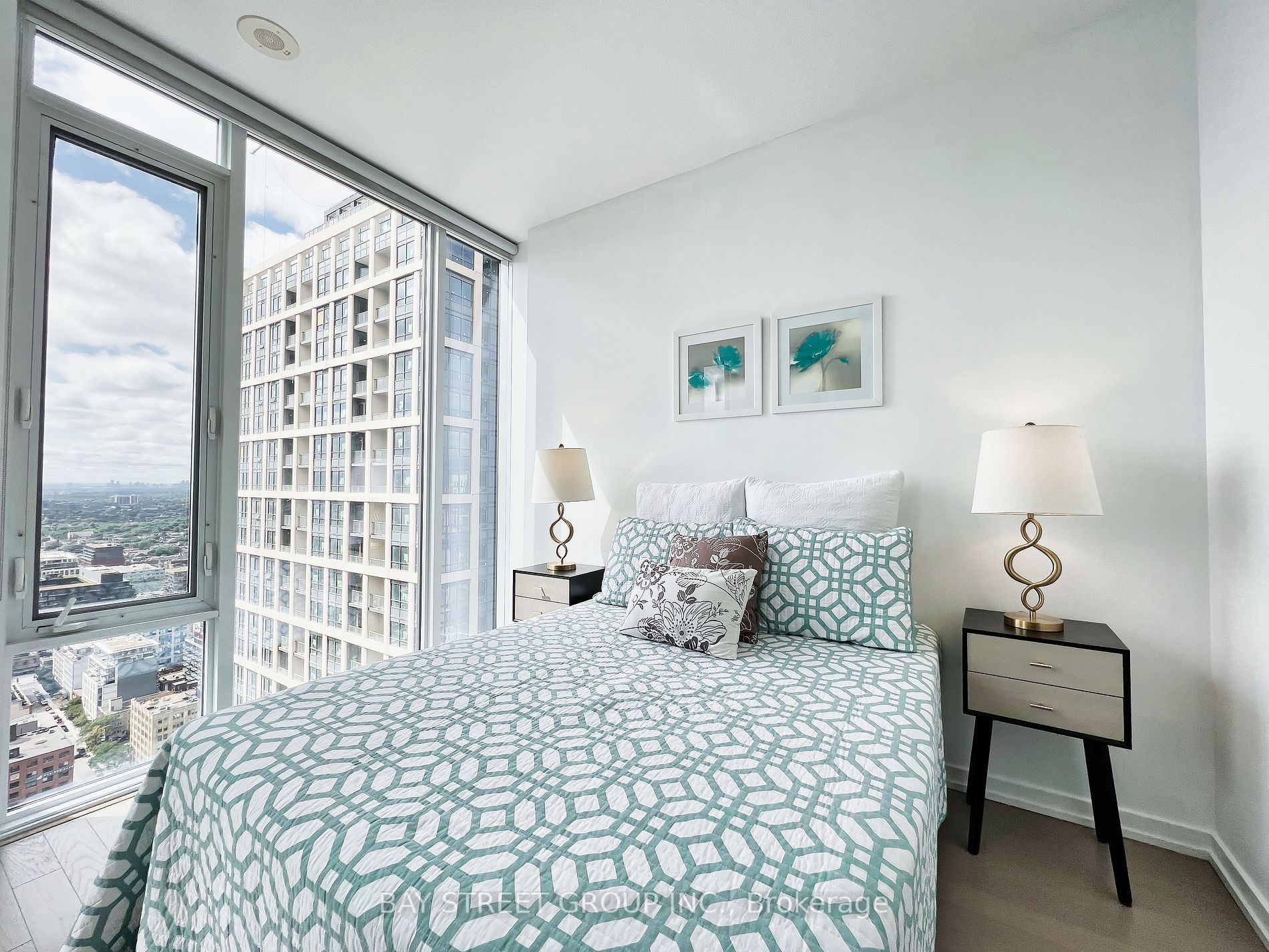 101 Peter St, #4009