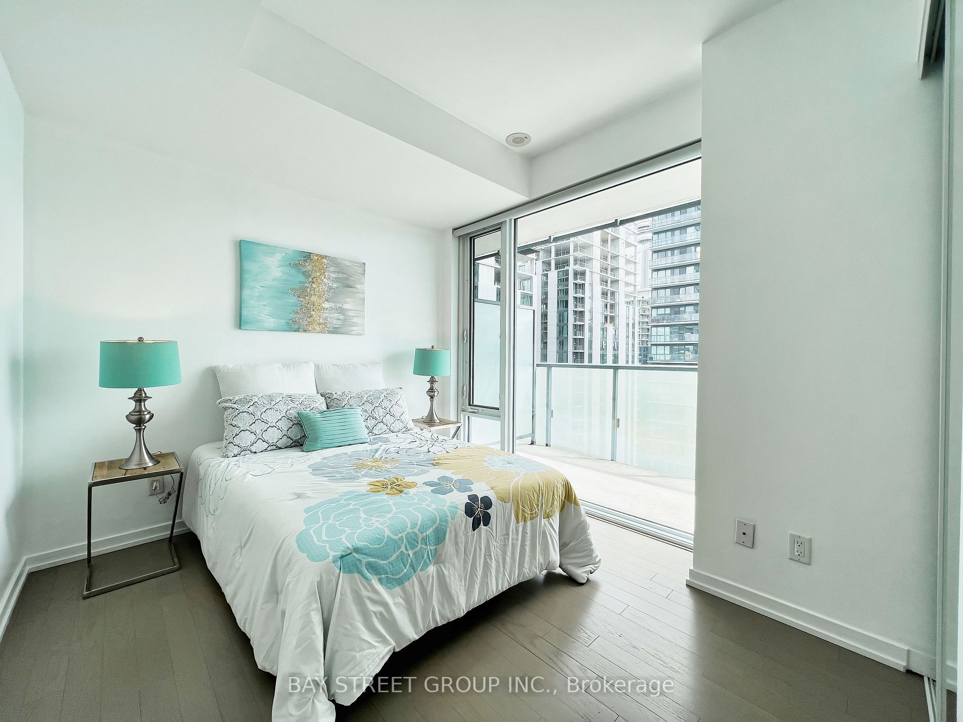 101 Peter St, #4009