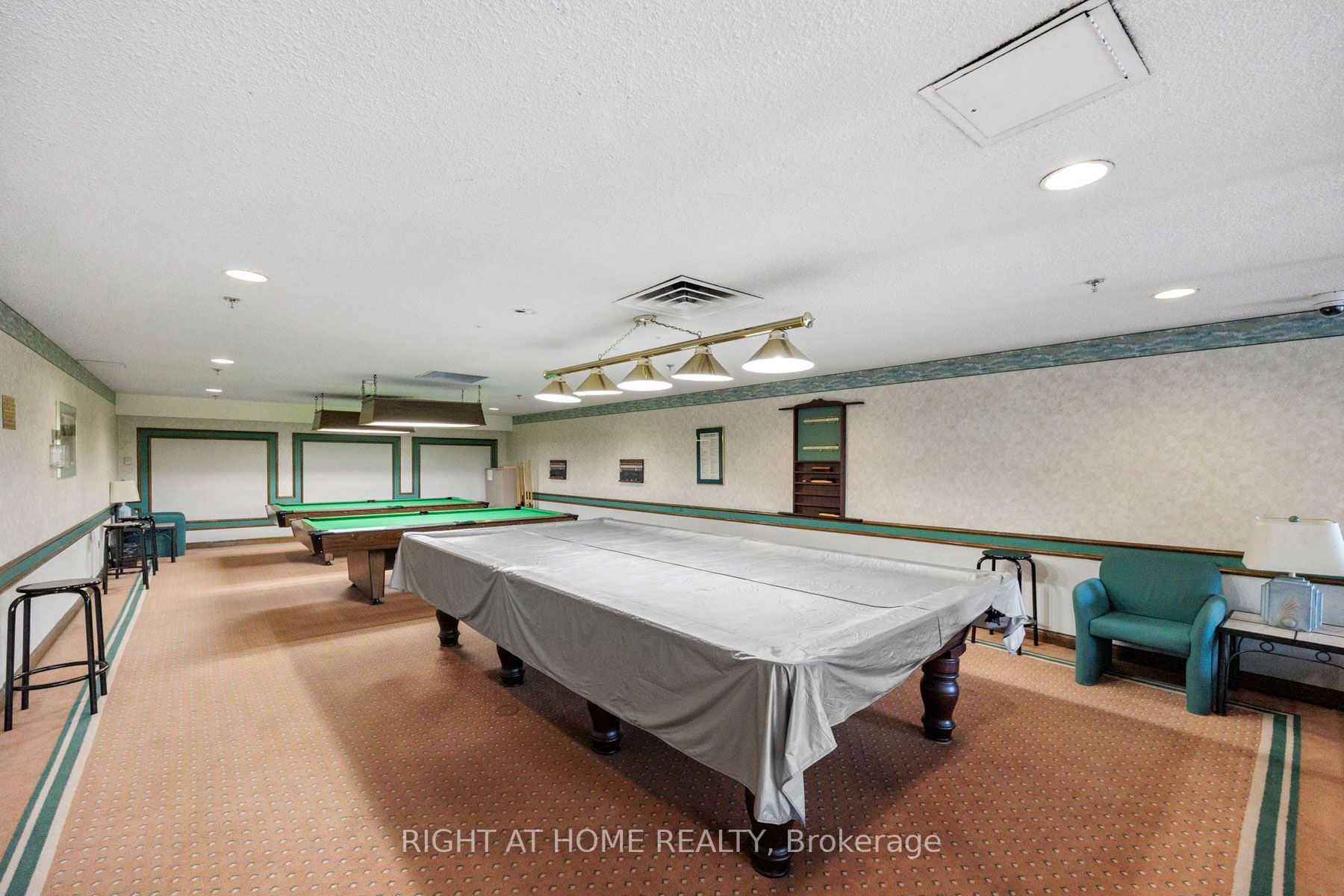1555 Finch Ave E, #1605