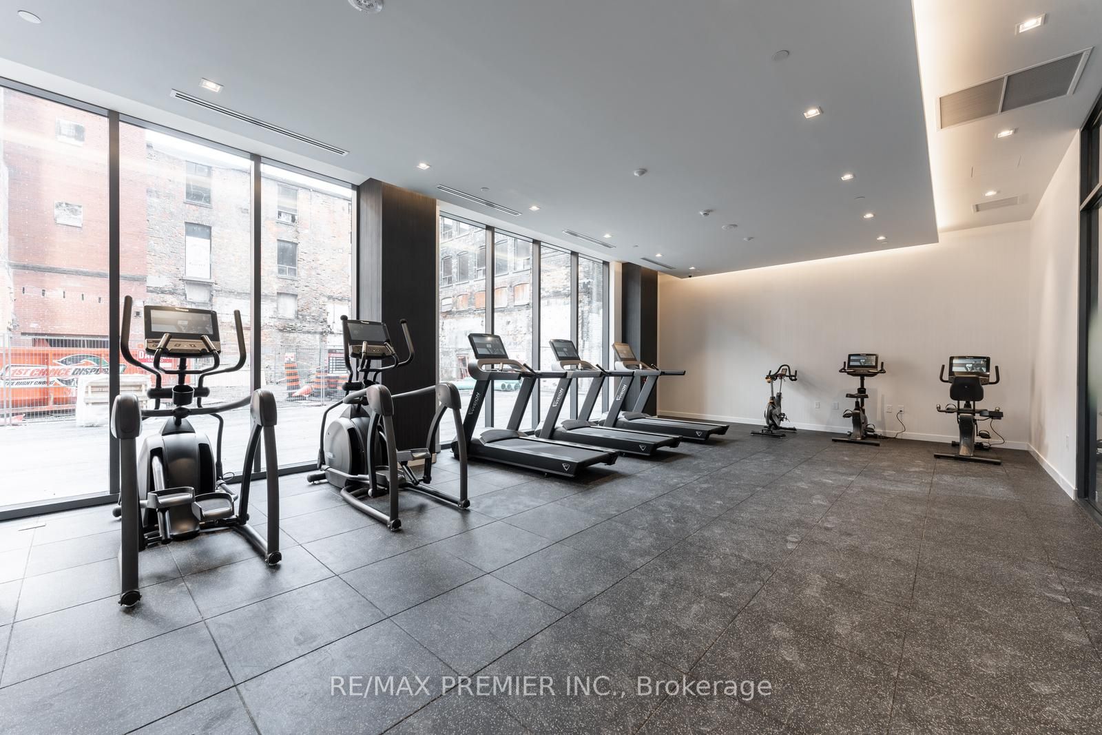 9 Tecumseth St, #212