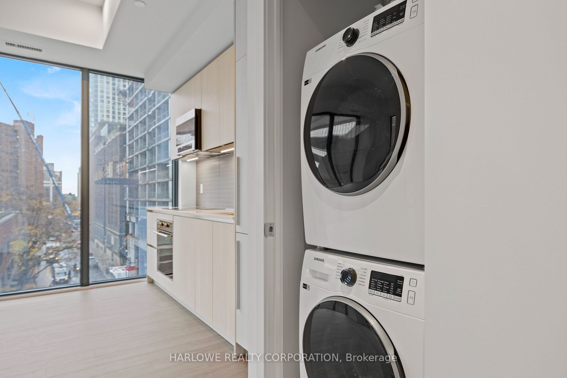 8 Cumberland St, #506
