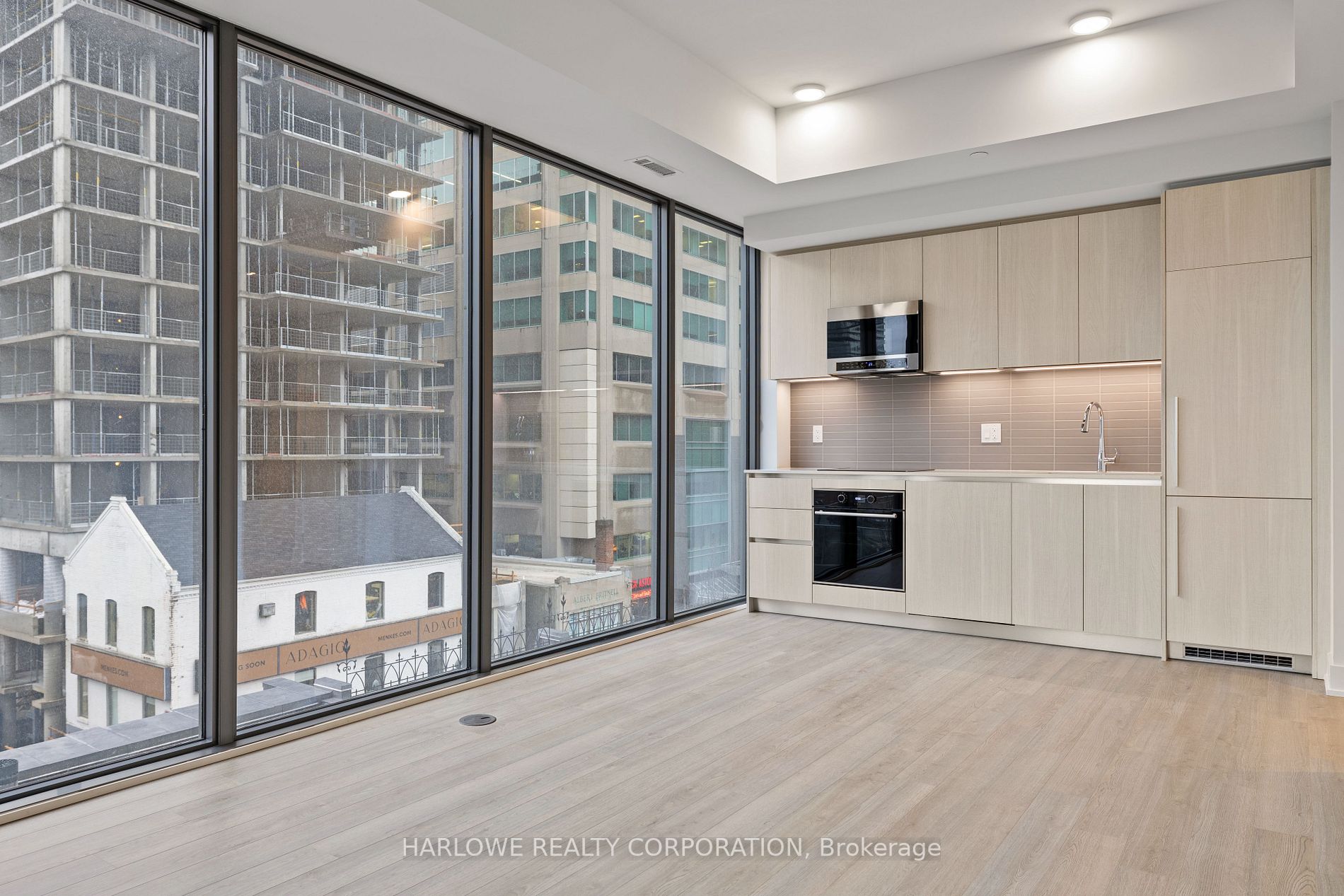 8 Cumberland St, #506