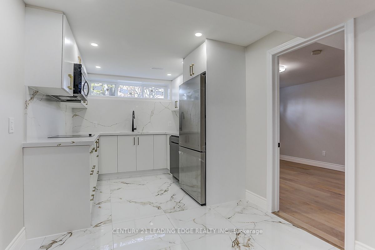 54 Camwood Cres