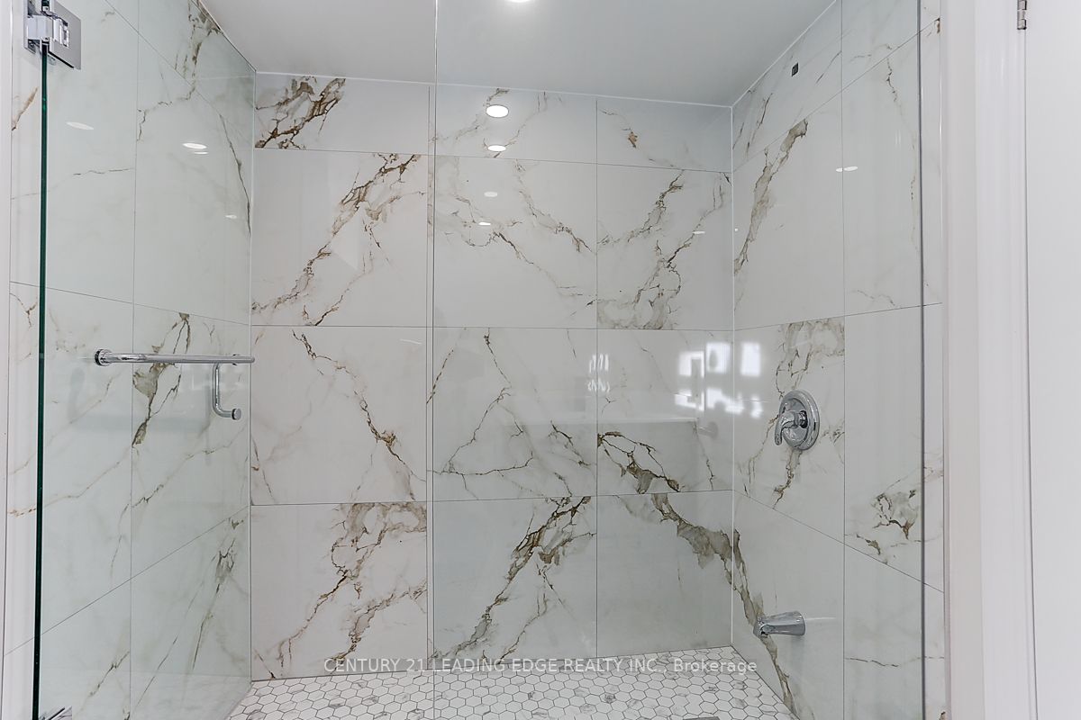 54 Camwood Cres